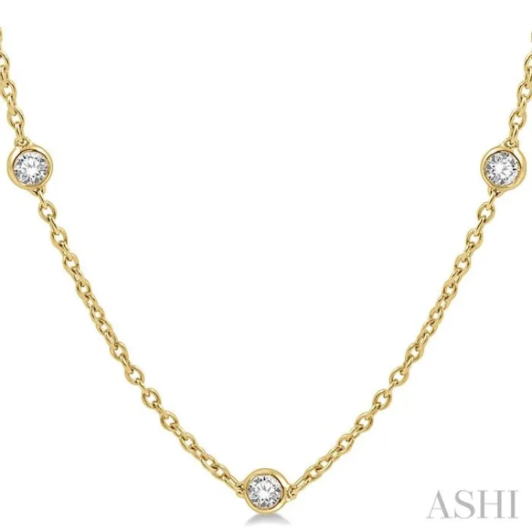 1 1/2 Ctw Round Cut Diamond Fashion Necklace in 14K Yellow Gold