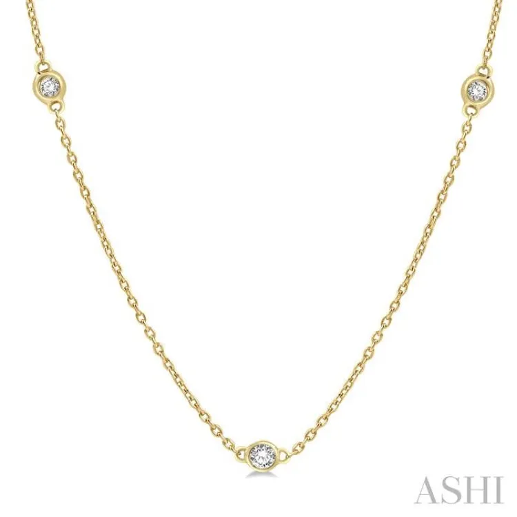 1/4 Ctw Round Cut Diamond Fashion Necklace in 14K Yellow Gold