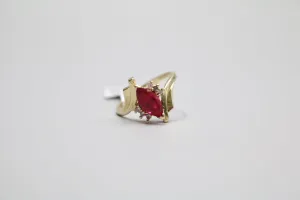 14K Yellow Gold Ring with Ruby and Clear Stones (Size 7)