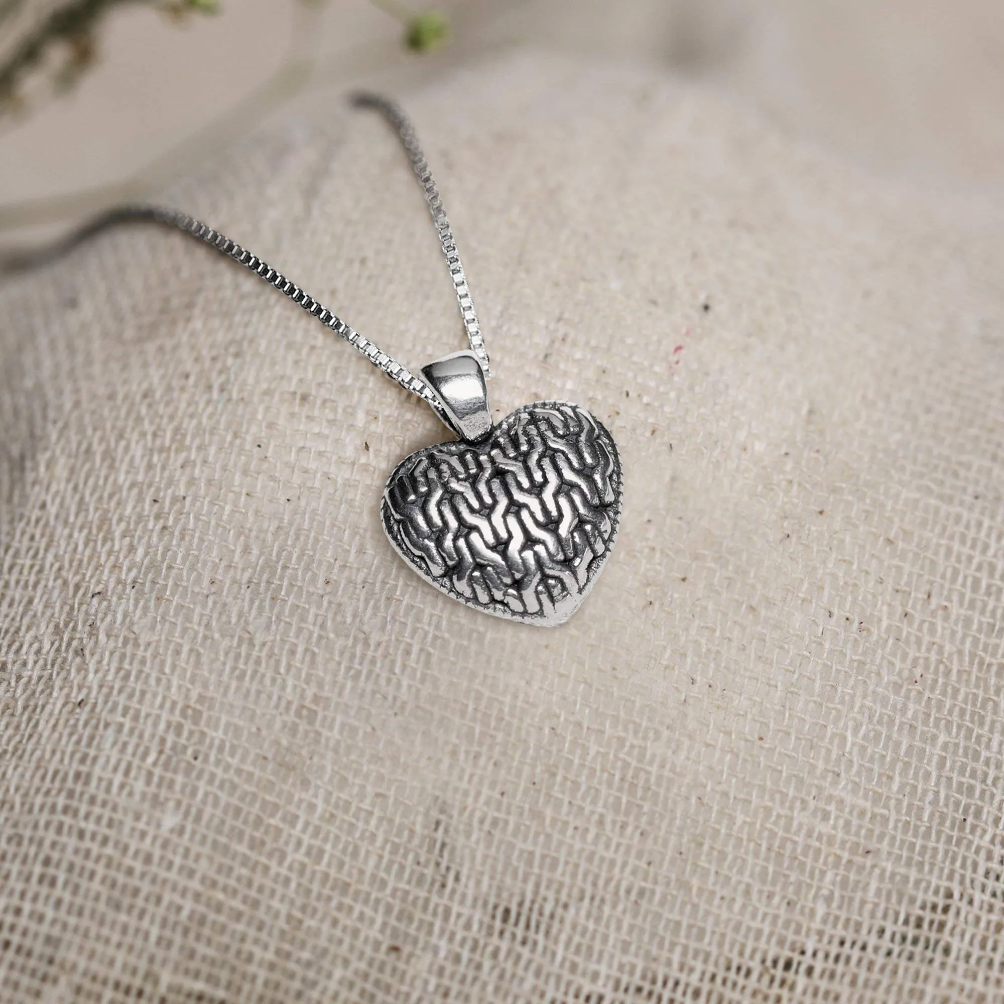 Avni  Oxidised Silver Charming Heart Pendant With Box Chain Necklace