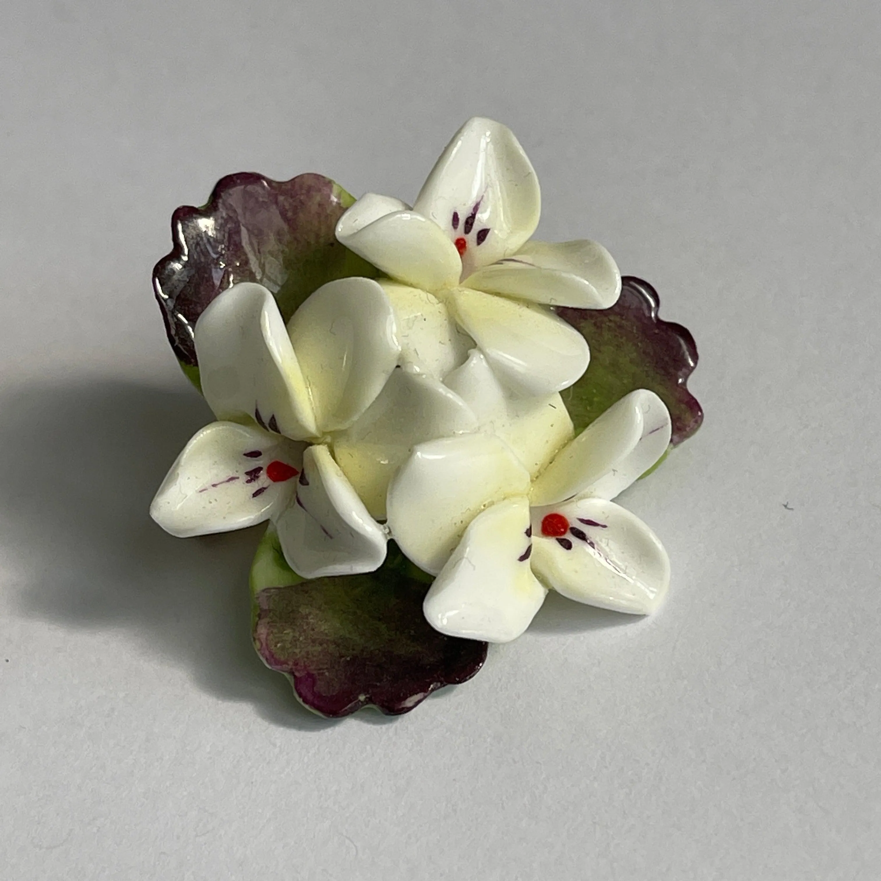 Cara China UK White Floral Brooch