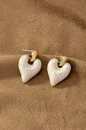 Cream Enamel Color Heart Earrings