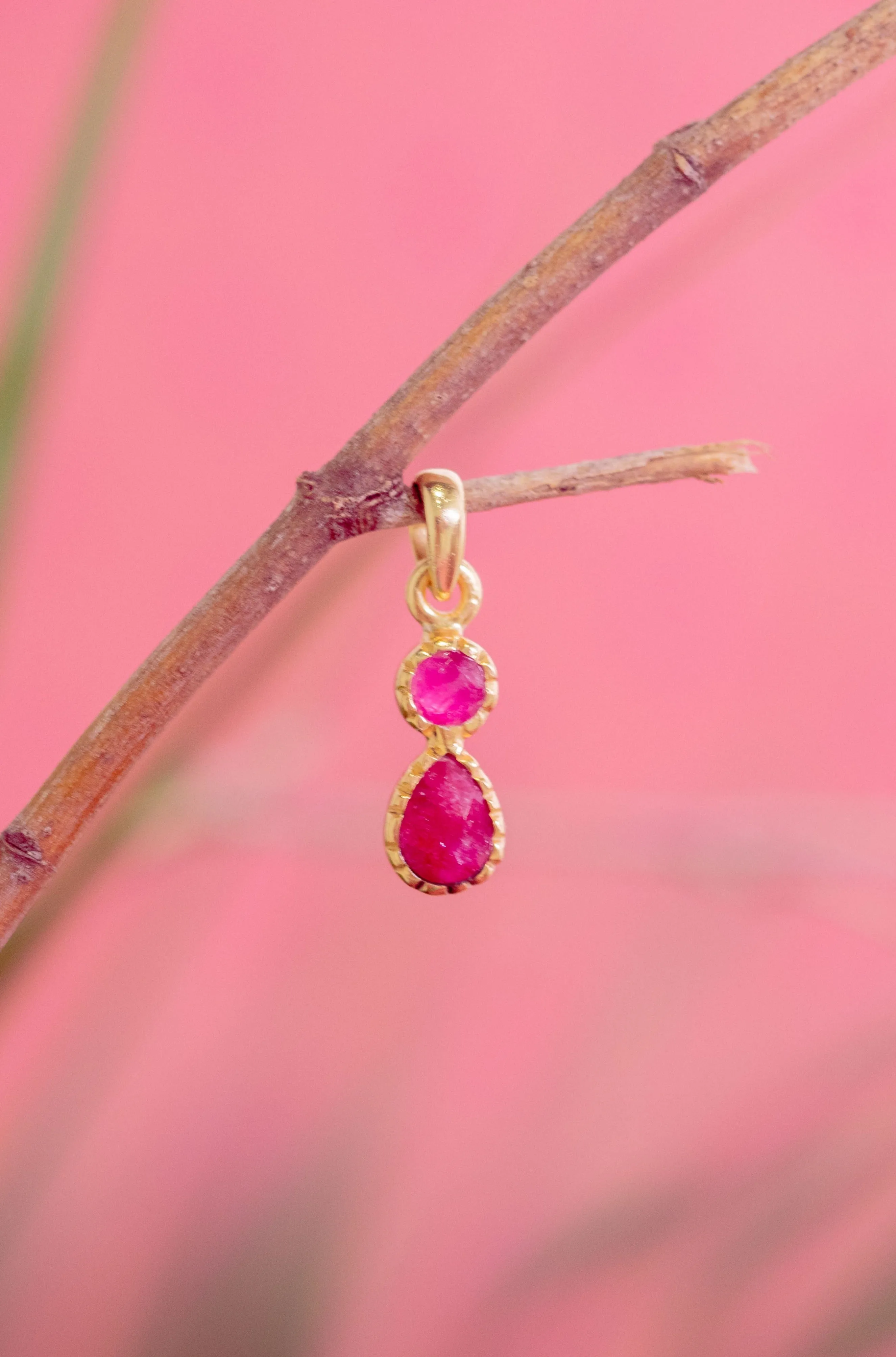 Pia Pendant Ruby