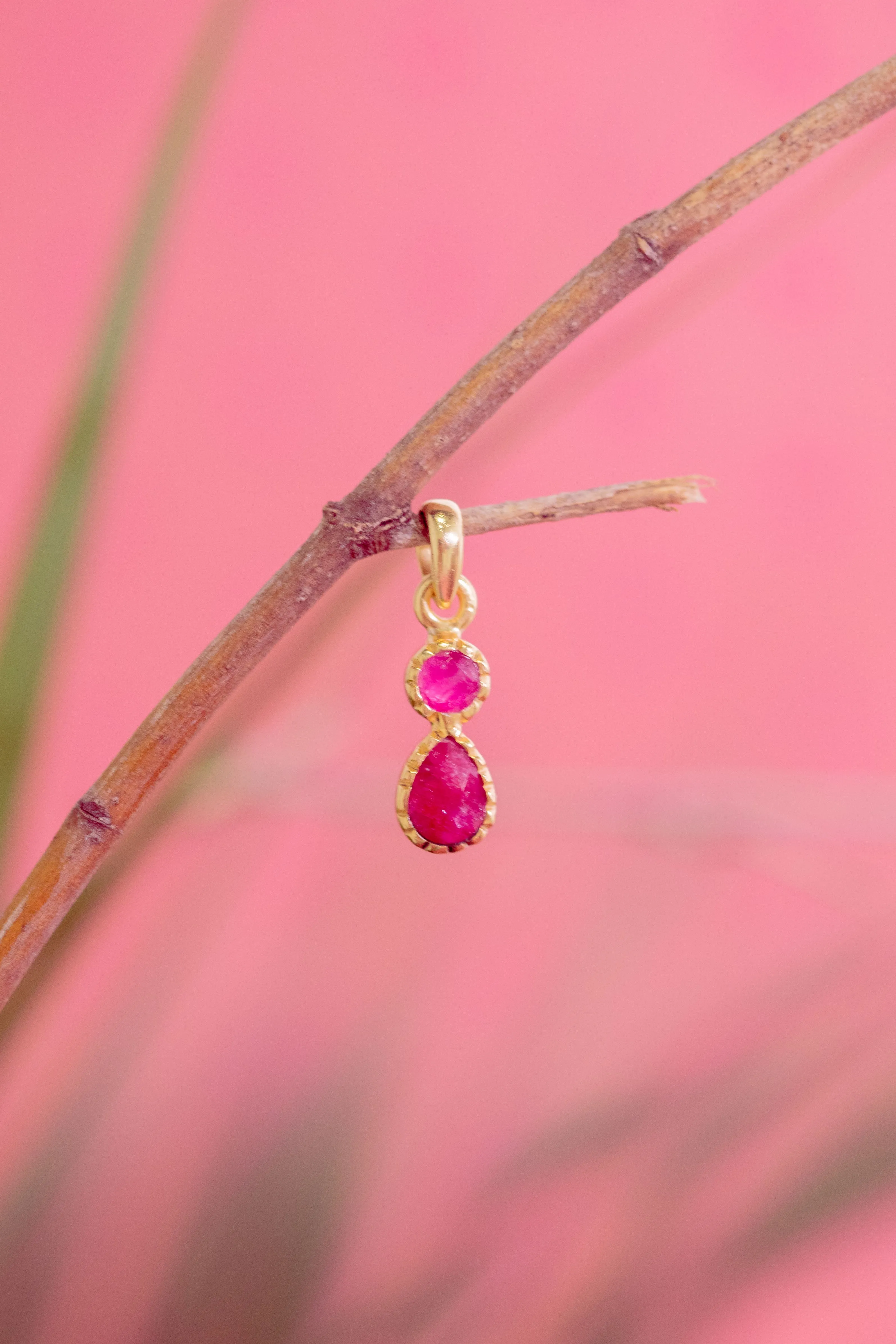 Pia Pendant Ruby