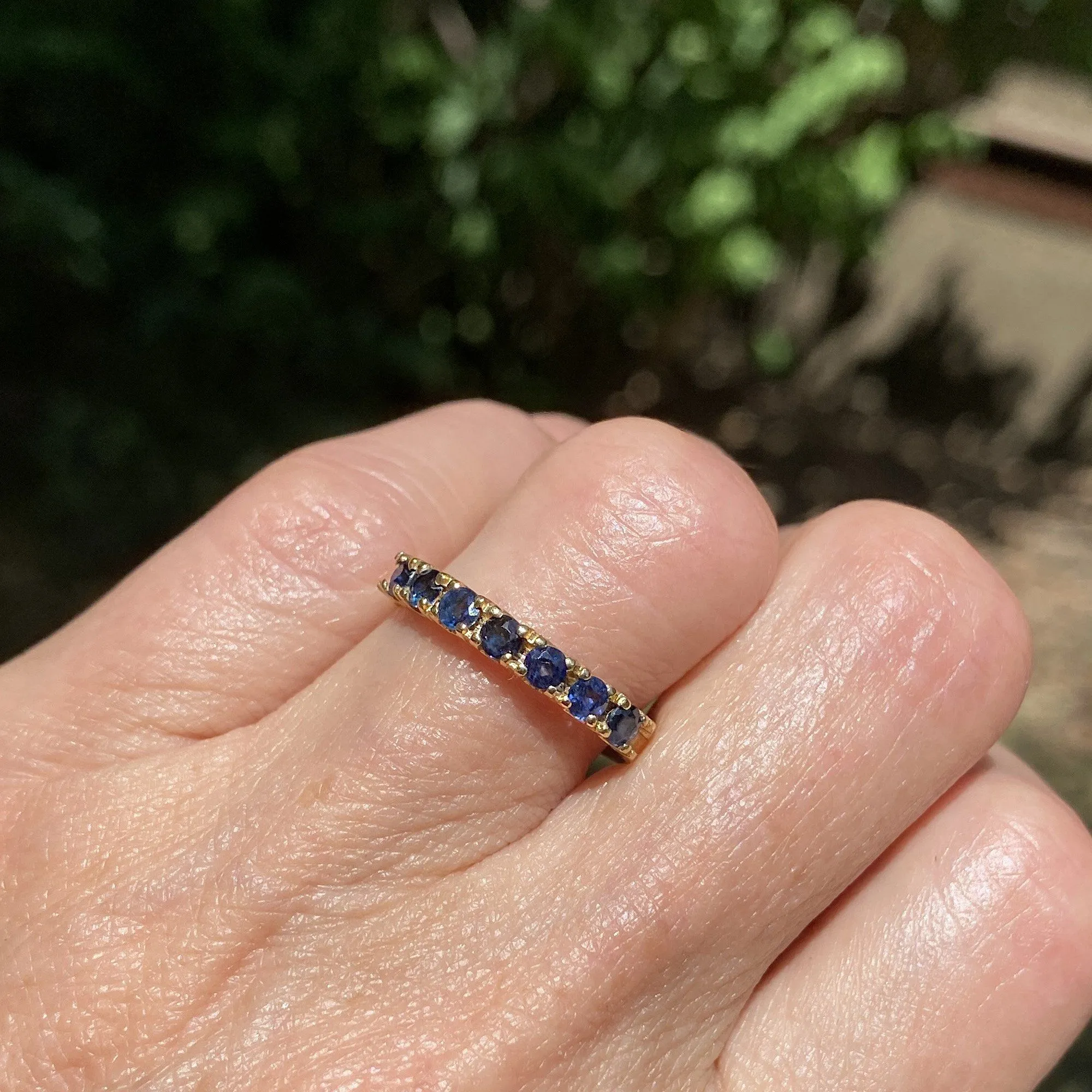 Seven Stone 18K Gold Half Eternity Band Sapphire Ring, Sz 8.5